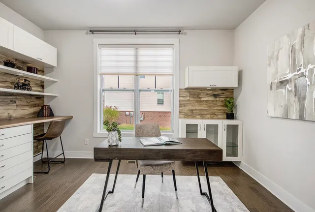 $950,000 | 413 Blossom Drive, Ann Arbor, MI 48103