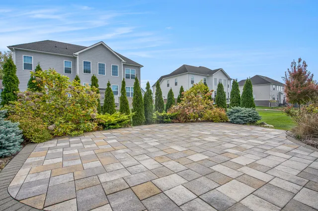 $950,000 | 413 Blossom Drive, Ann Arbor, MI 48103