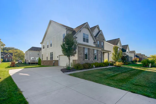 $950,000 | 413 Blossom Drive, Ann Arbor, MI 48103