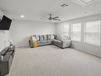$400,000 | 353 Capstone Road, Liberty Hill, TX 78642