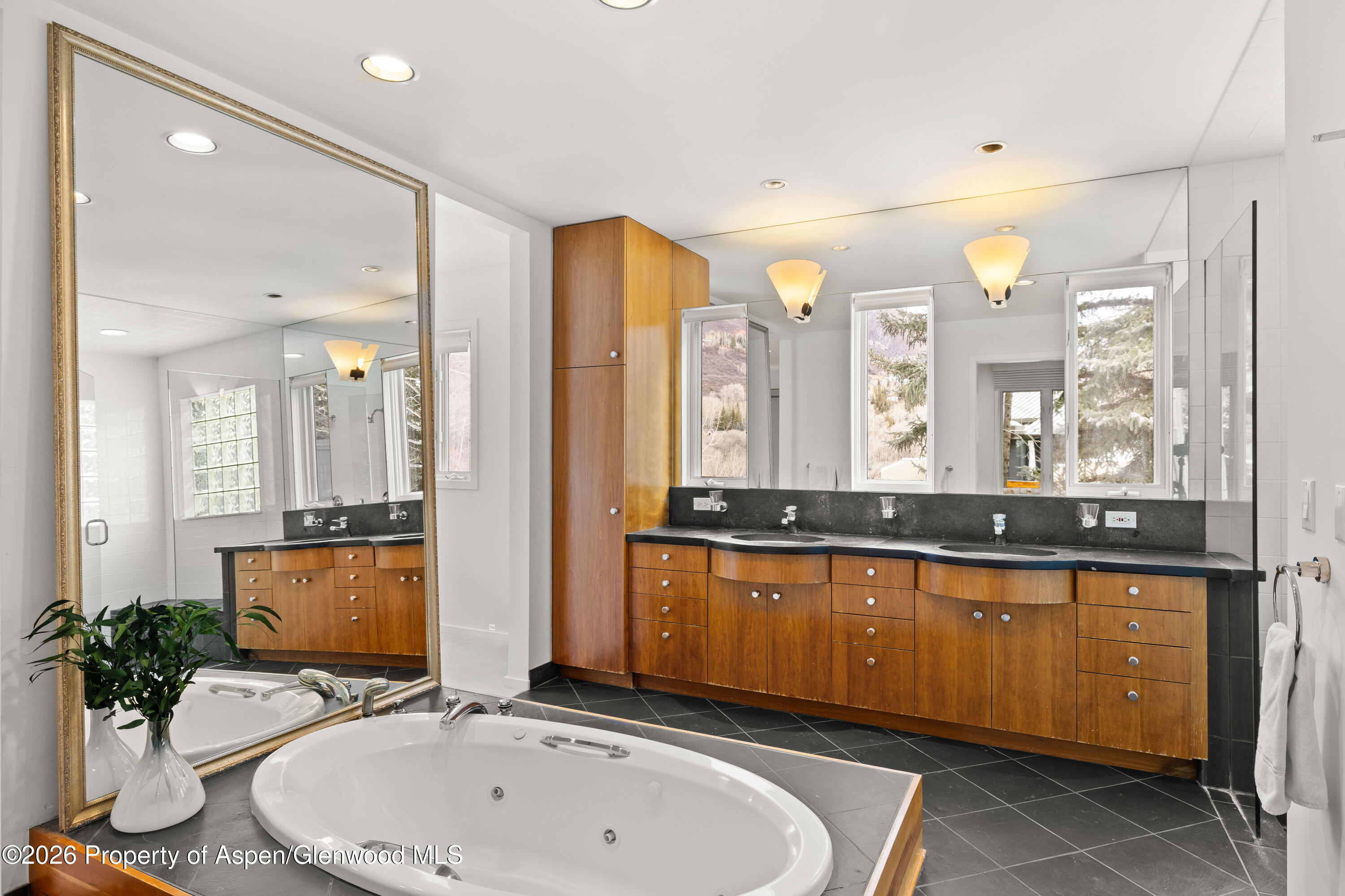55 Overlook Drive Aspen, CO 81611 - Photo 14 of 25 a large bathroom with a large tub and sink