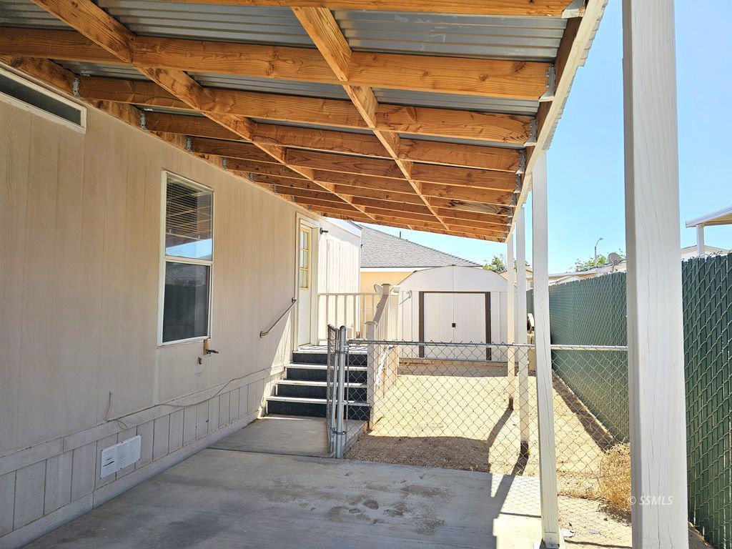 620 West Upjohn Avenue, Unit 43 Ridgecrest, CA 93555 - Photo 30 of 36
