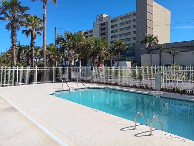 $975,000 | 106 West Arctic Avenue, Unit 1D, Folly Beach, SC 29439