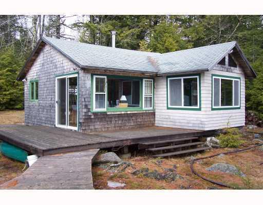 175 East Hopkins Pond Road Ellsworth, ME 04605 - Photo 1 of 8 Exterior Front.