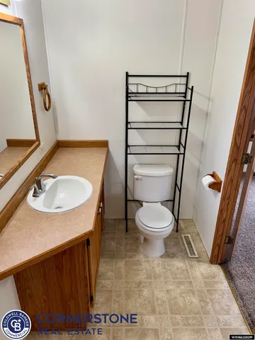 $35,900 | 477 Westshore Road, Casper, WY 82601