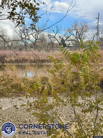 $35,900 | 477 Westshore Road, Casper, WY 82601