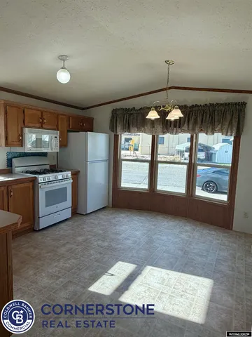$35,900 | 477 Westshore Road, Casper, WY 82601
