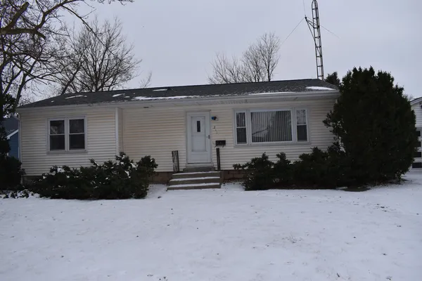 $140,000 | 211 North Monroe Street, Flanagan, IL 61740