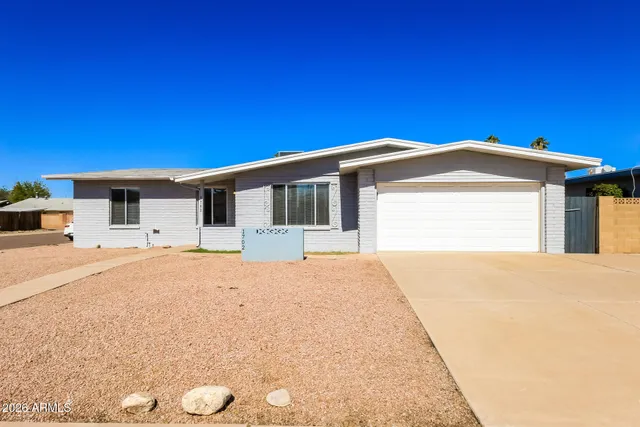 $2,495 | 1702 East Palmcroft Drive, Tempe, AZ 85282