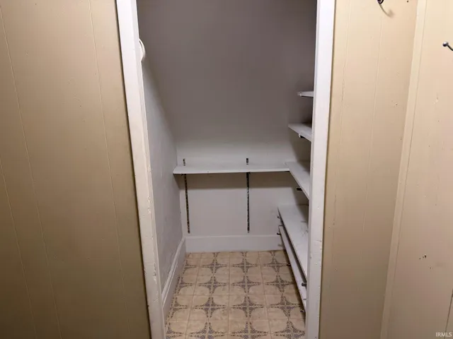 $164,900 | 1111 South 27th Street, South Bend, IN 46615