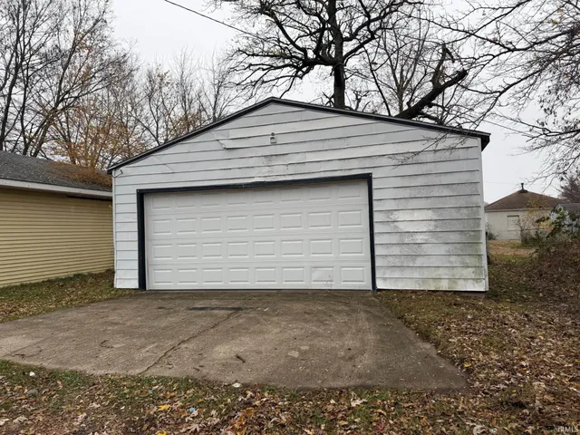 $164,900 | 1111 South 27th Street, South Bend, IN 46615