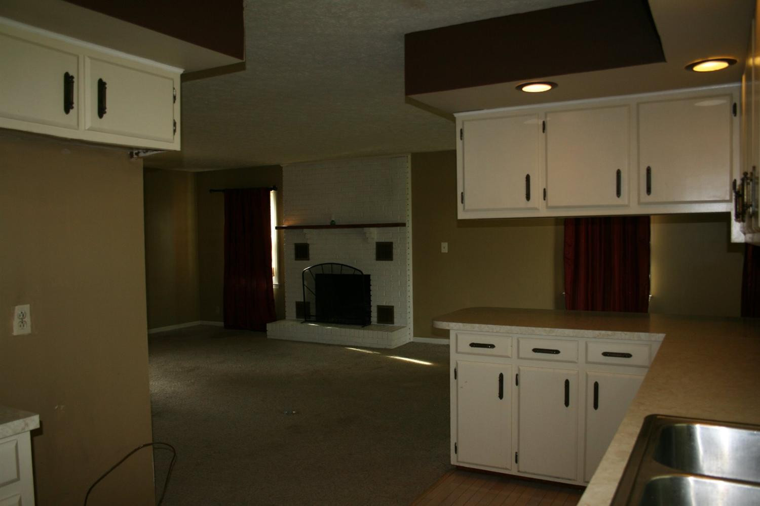 1347 Johnson Road Lawrenceburg, KY 40342 - Photo 5 of 41 Photo 5