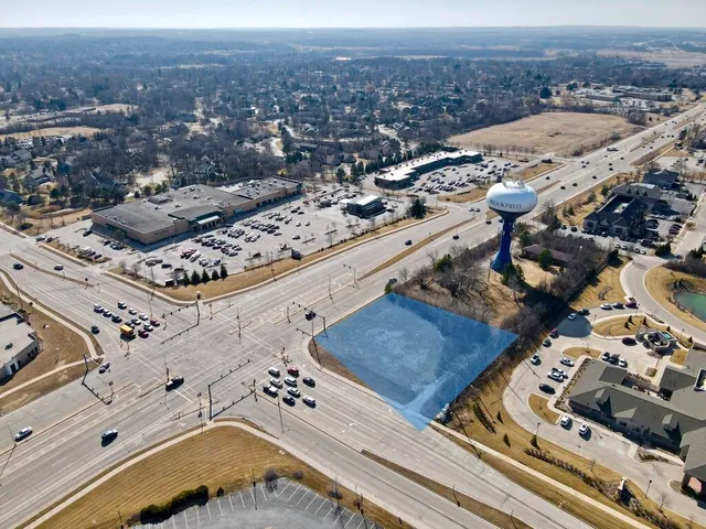 $350,000 | Lt2 Capitol Drive, Brookfield, WI 53045