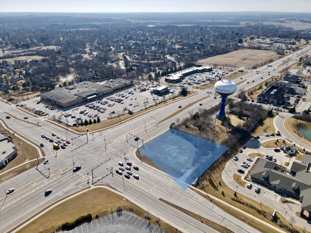 Lt2 Capitol Drive Brookfield, WI 53045 - Photo 3 of 6 Aerial