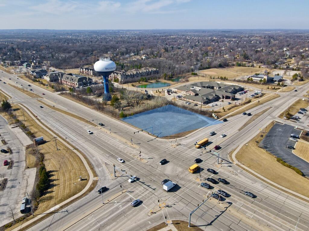 Lt2 Capitol Drive Brookfield, WI 53045 - Photo 5 of 6 Aerial