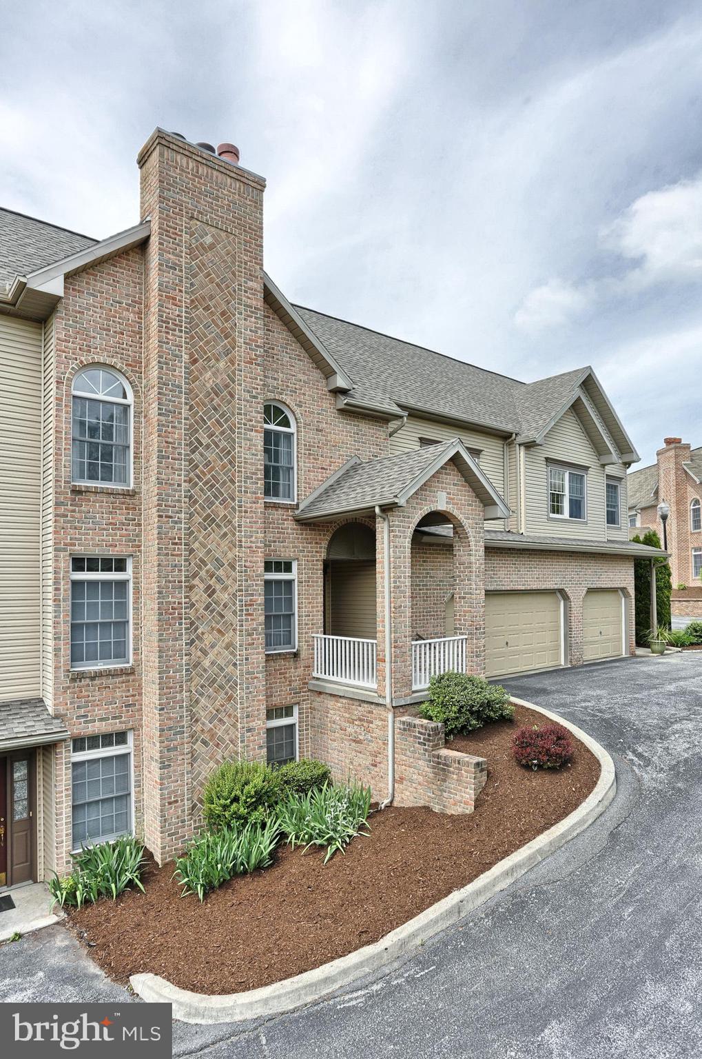 4527 Deer Path Road Harrisburg, PA 17110 - Photo 3 of 23 Stunning Penthouse Condominium