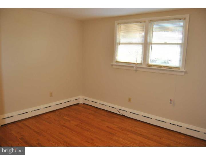 40 Hollow Road Telford, PA 18969 - Photo 12 of 25 Bedroom 2