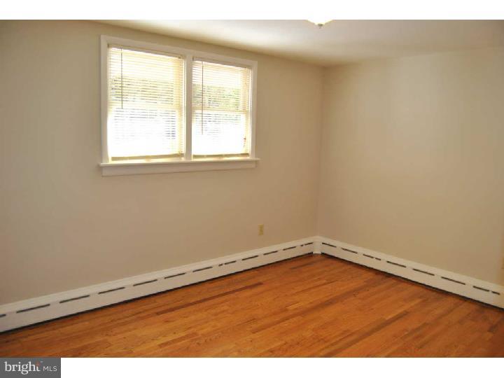 40 Hollow Road Telford, PA 18969 - Photo 14 of 25 Bedroom 4