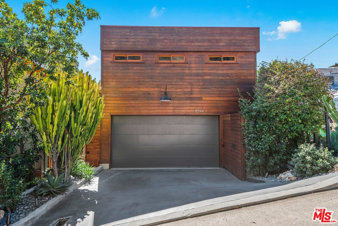 8544 Ridpath Drive West Hollywood, CA 90046 - Photo 1 of 34 a view of outdoor space