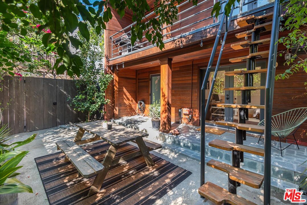 8544 Ridpath Drive West Hollywood, CA 90046 - Photo 34 of 34