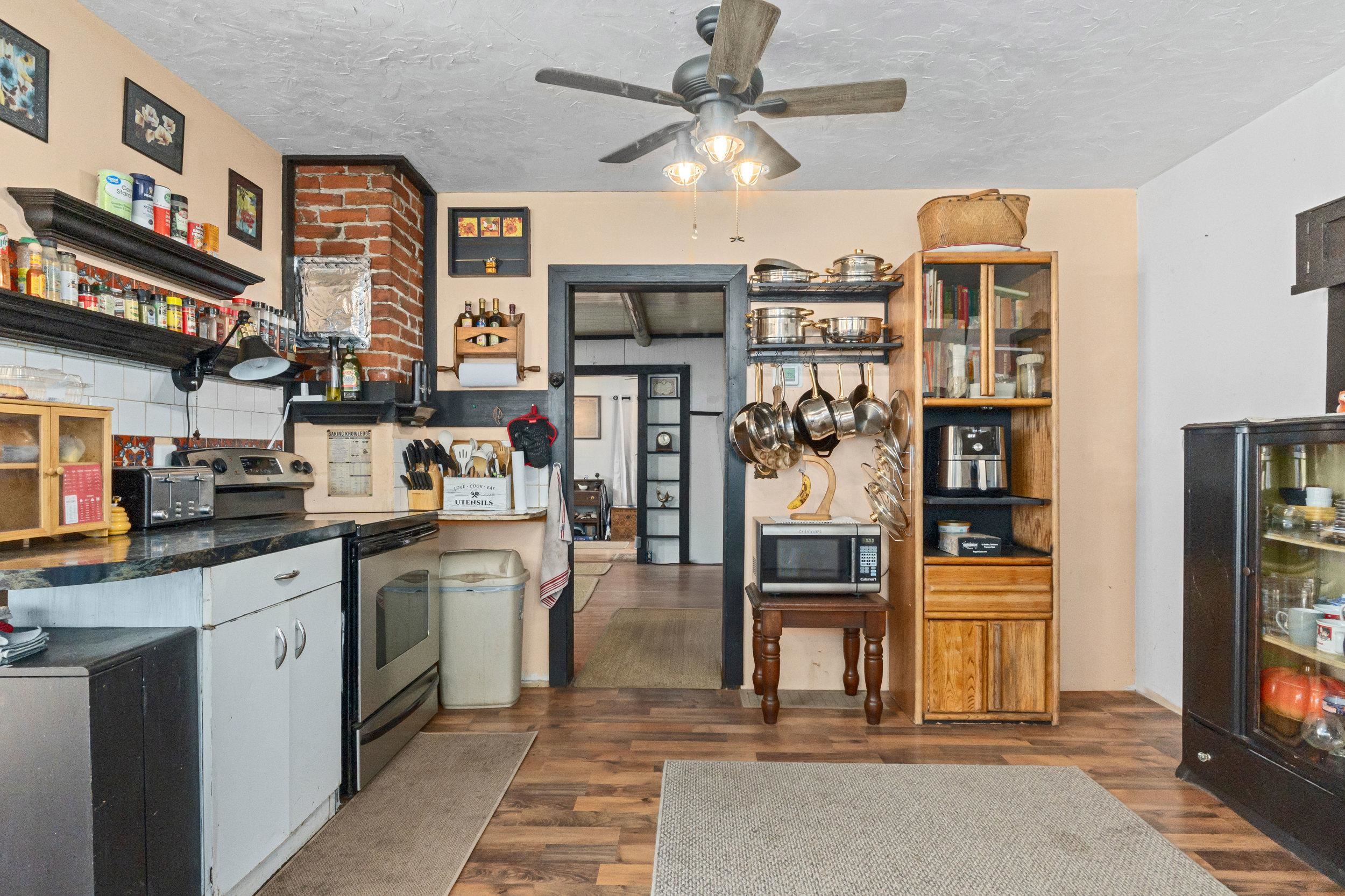 3063 Hungry Hill Road Kettle Falls, WA 99141 - Photo 12 of 50 Gallery Image 12