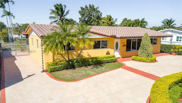 $775,000 | 4600 Southwest 104th Avenue, Miami, FL 33165