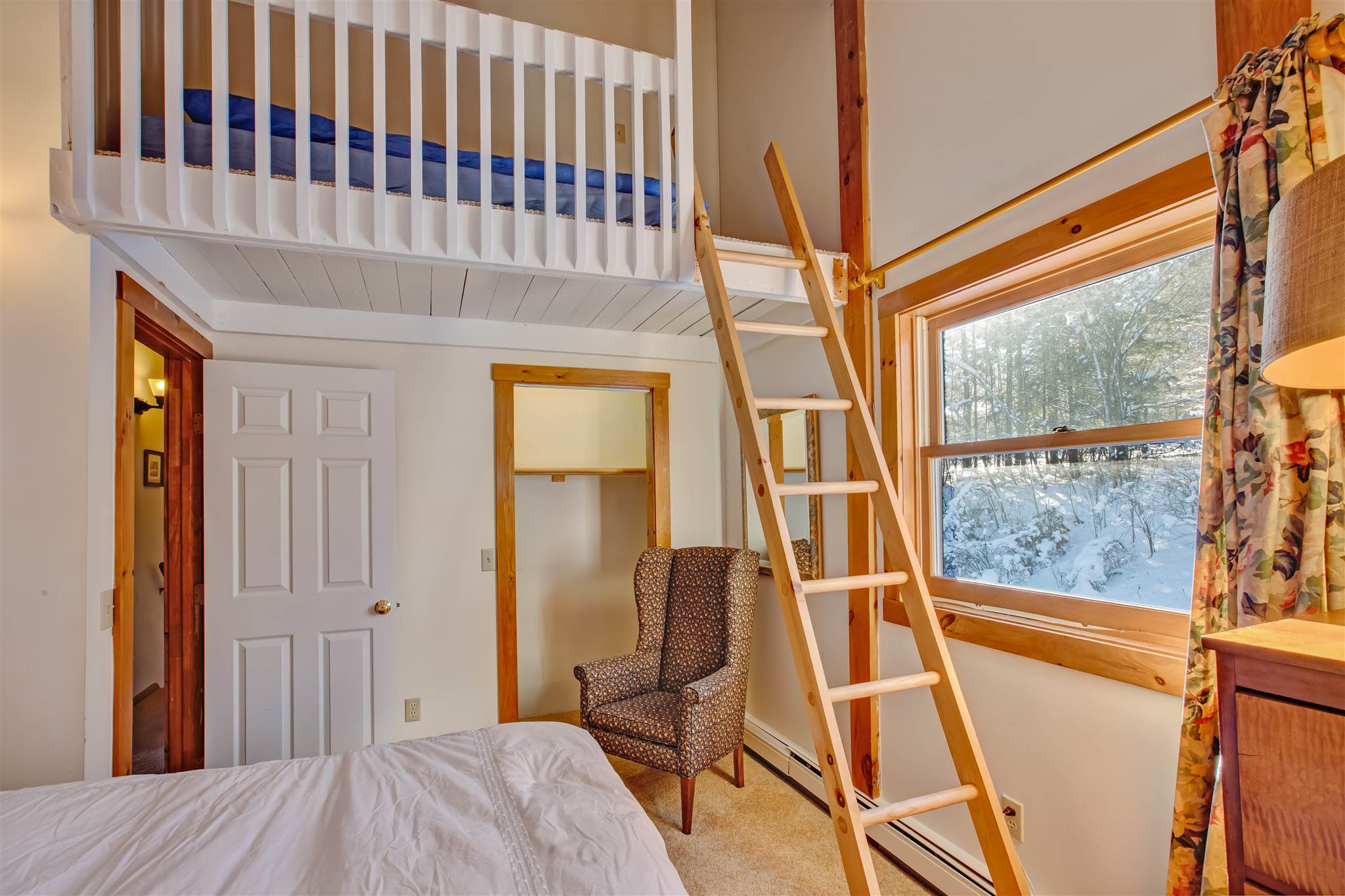 219 Wood Road Stowe, VT 05672 - Photo 13 of 25