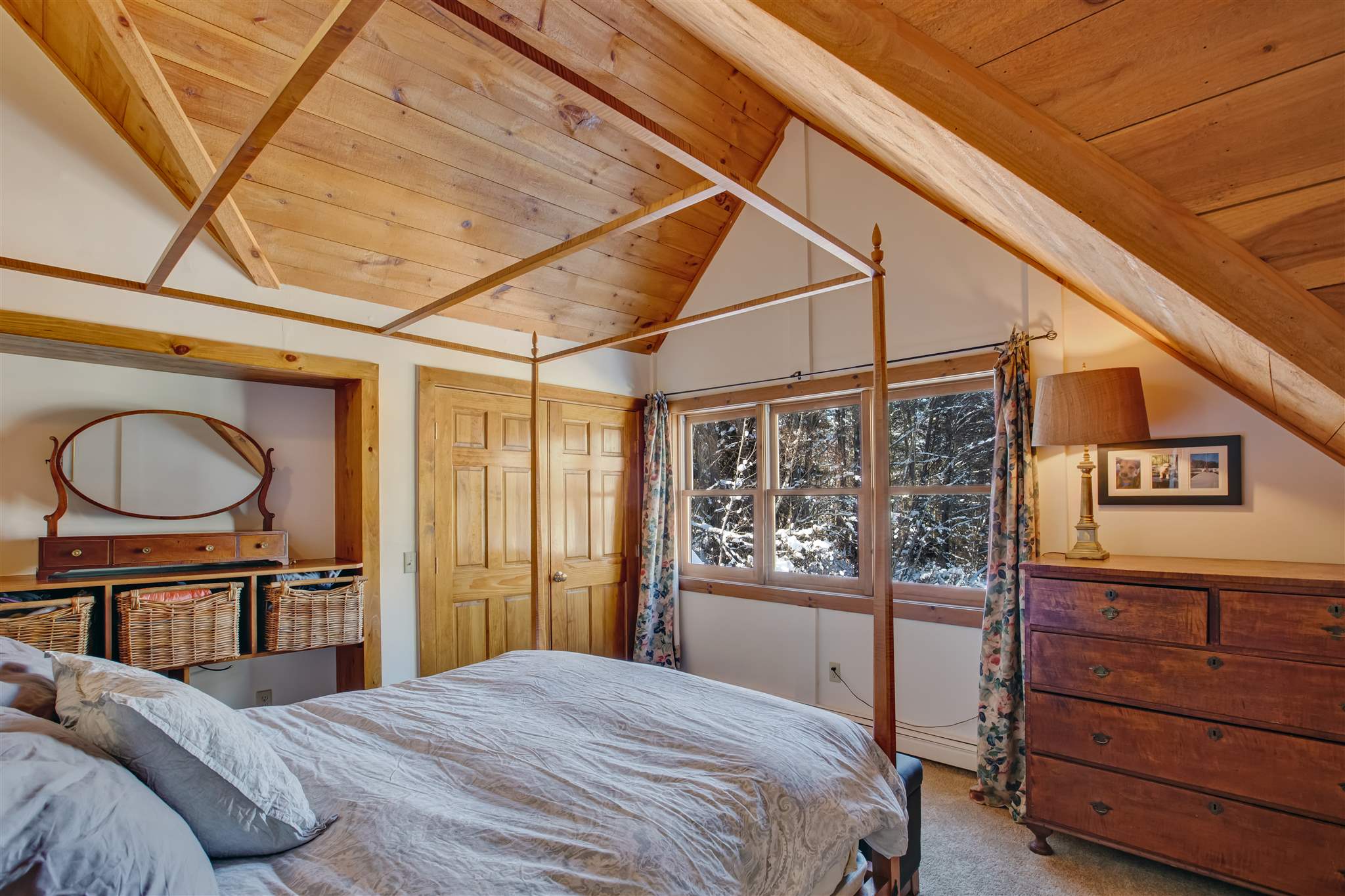 219 Wood Road Stowe, VT 05672 - Photo 14 of 25