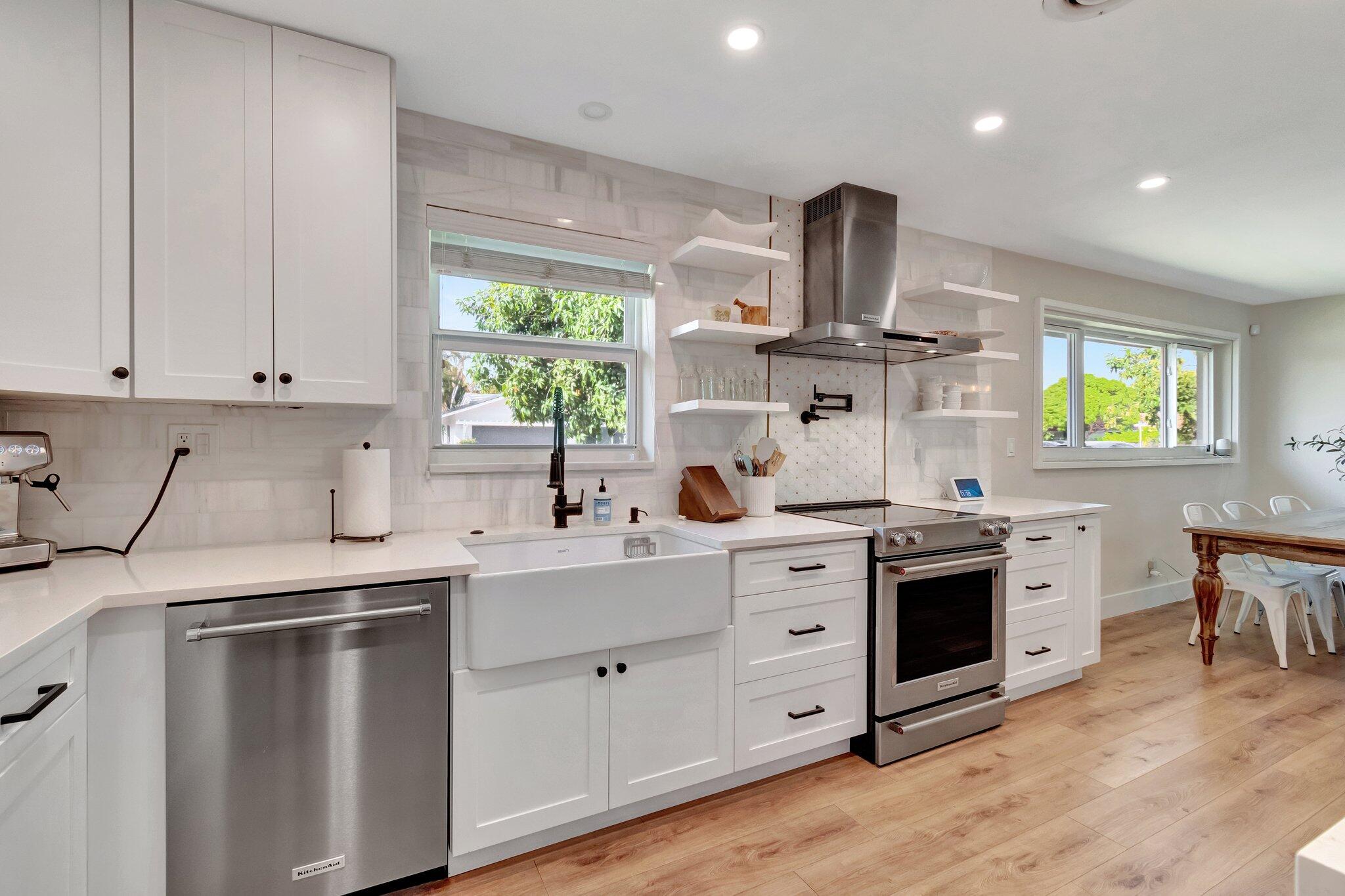 851 Southwest 7th Street Boca Raton, FL 33486 - Photo 10 of 36 Kitchen