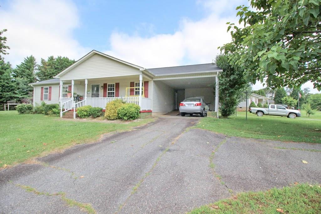 3436 Icard Rhodhiss Road Connelly Springs, NC 28612 - Photo 8 of 22 Gallery Image 8