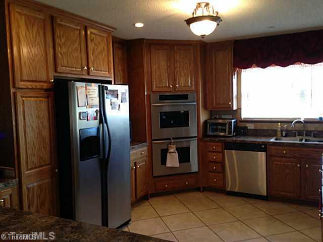 4634 Cornelius Road East Bend, NC 27018 - Photo 5 of 16 Kitchen.