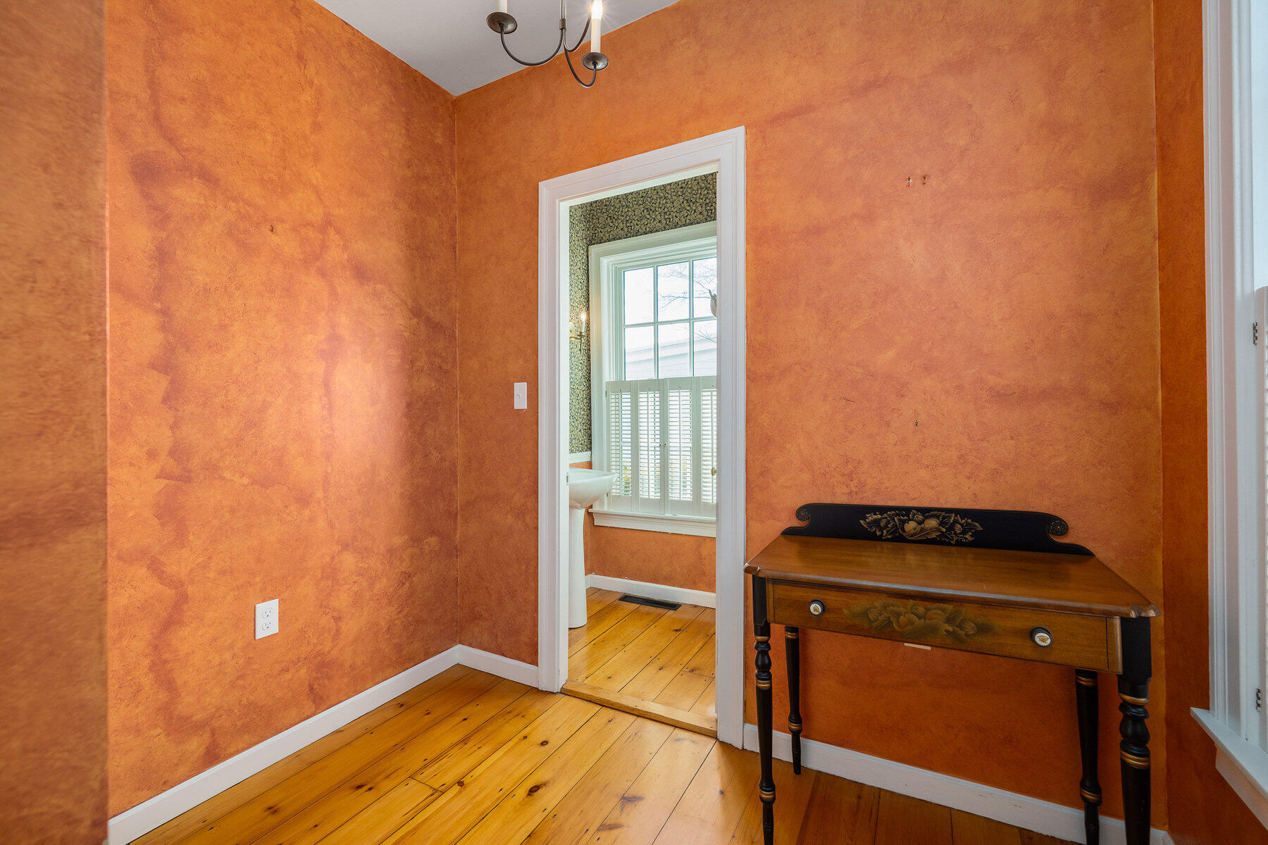 72 Pepperrell Road Kittery, ME 03905 - Photo 26 of 57 Front entry