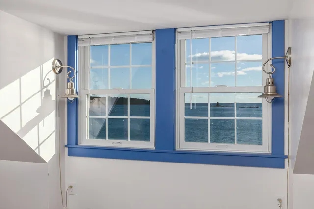 $2,600,000 | 72 Pepperrell Road, Kittery, ME 03905