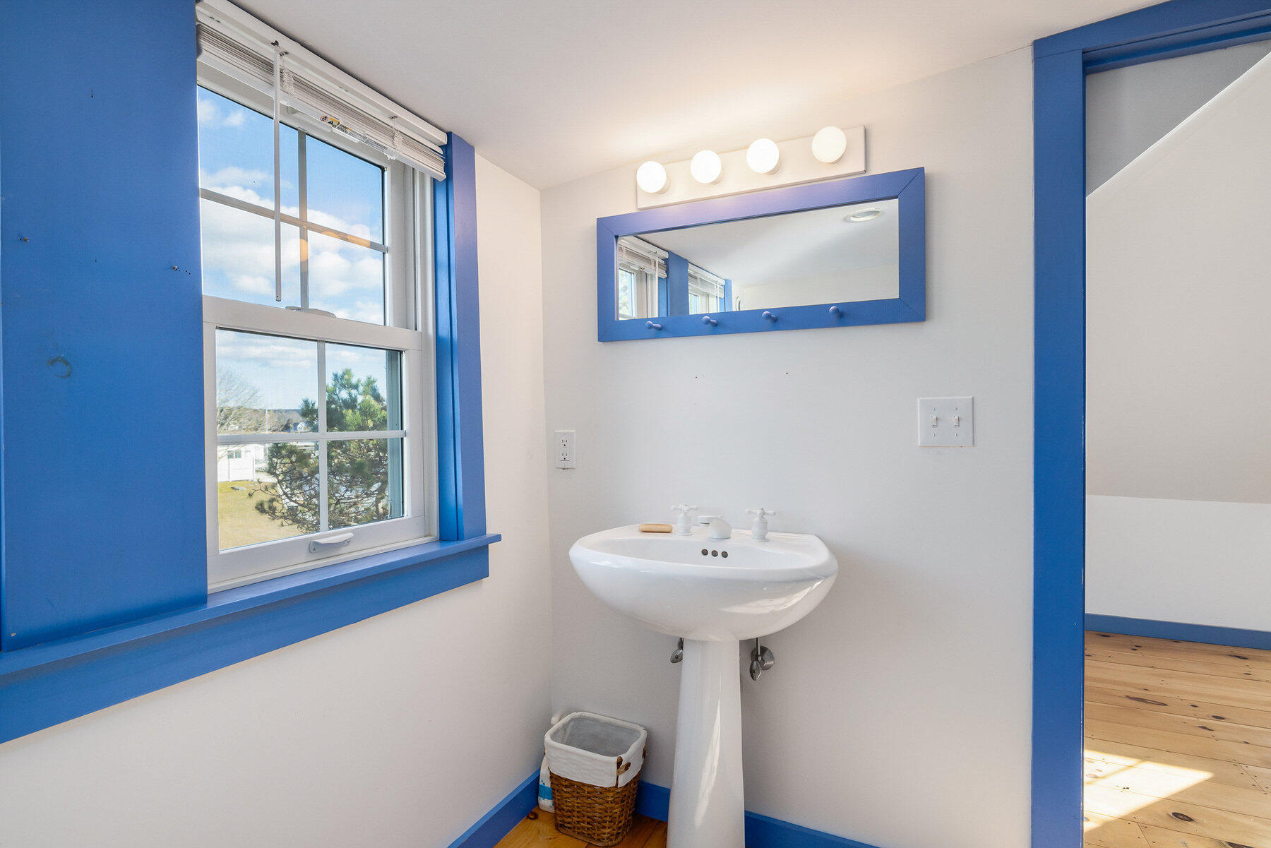 72 Pepperrell Road Kittery, ME 03905 - Photo 53 of 57 3rd floor bathroom