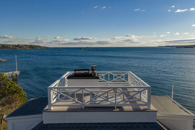 $2,600,000 | 72 Pepperrell Road, Kittery, ME 03905