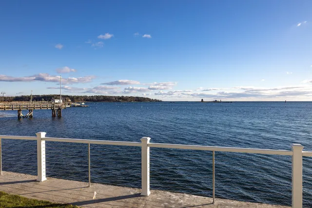 $2,600,000 | 72 Pepperrell Road, Kittery, ME 03905