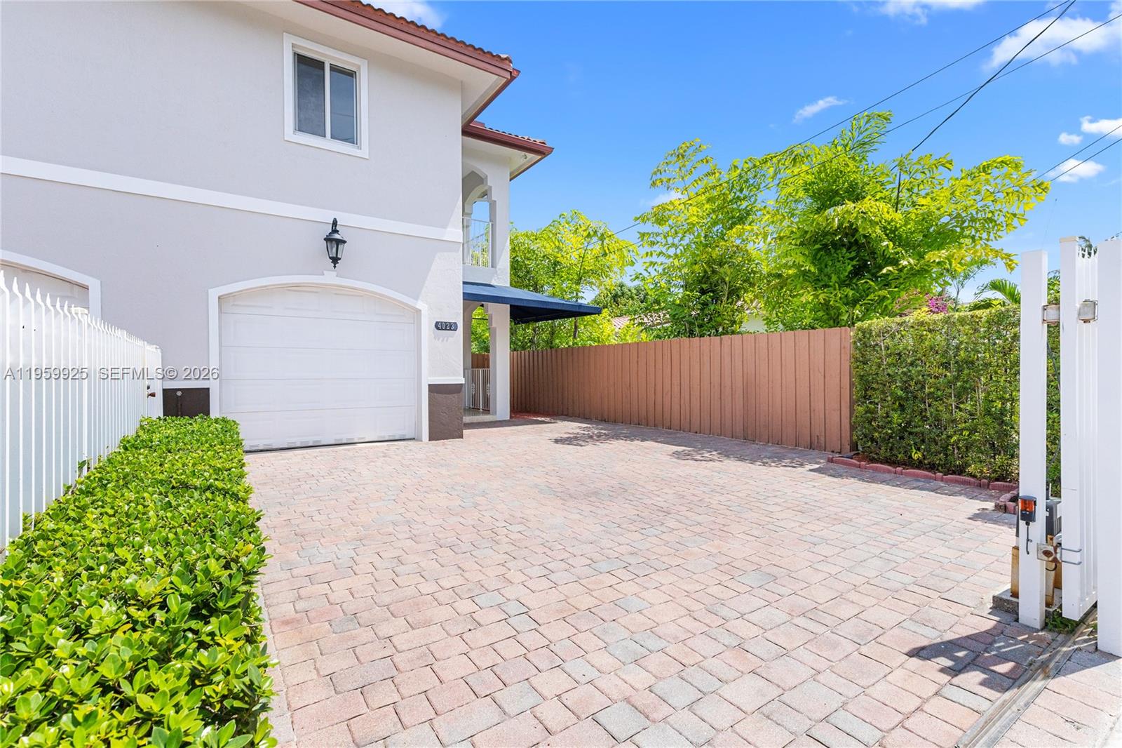 4025 Southwest 10th Street Miami, FL 33134 - Photo 18 of 38