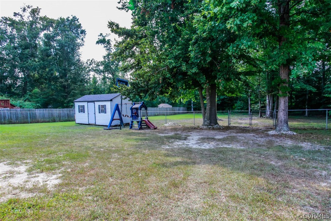 4120 Baxter Ridge Drive Prince George, VA 23875 - Photo 10 of 38 Gallery Image 10