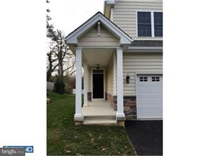 100 Hillside Circle Radnor, PA 19085 - Photo 2 of 22