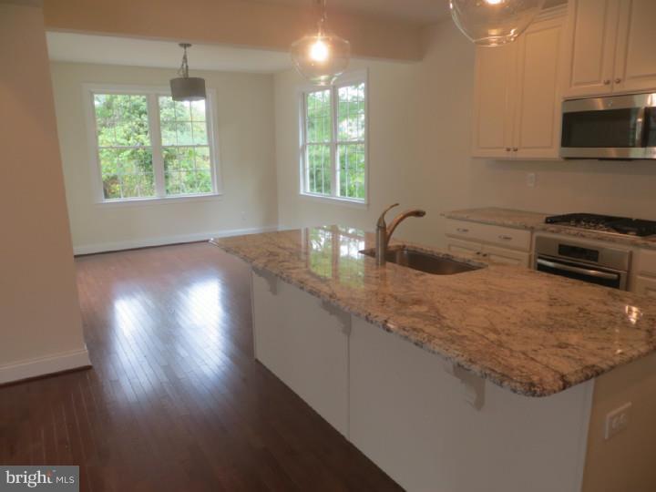 100 Hillside Circle Radnor, PA 19085 - Photo 8 of 22