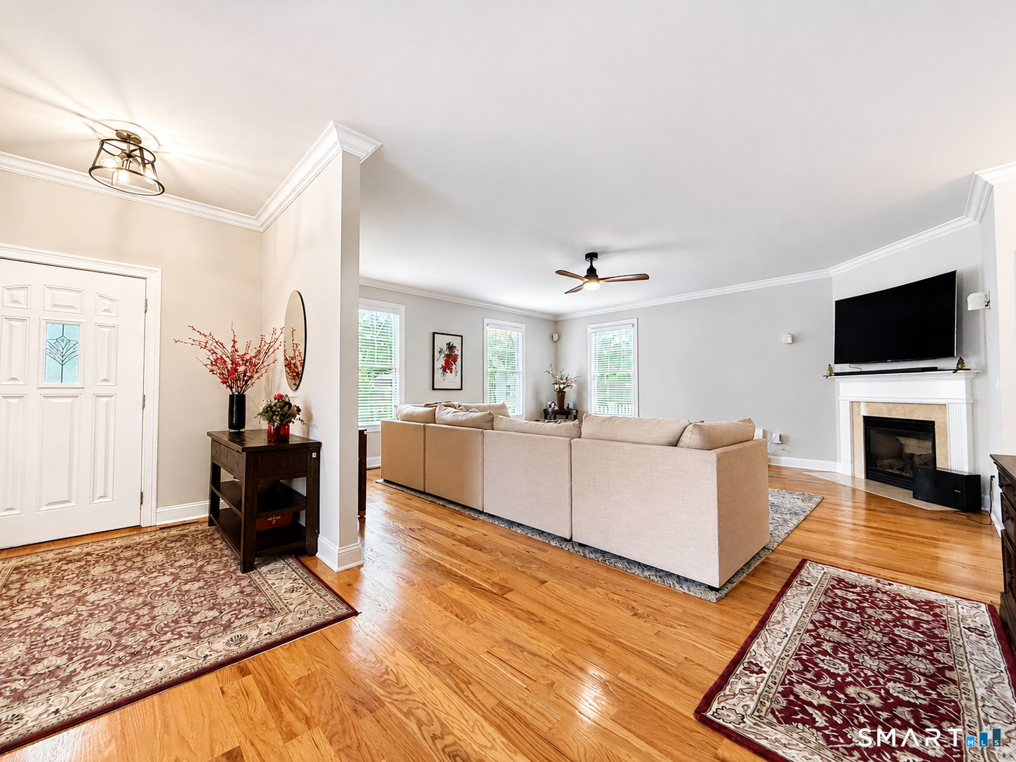 24 Warsaw Street Fairfield, CT 06825 - Photo 11 of 29