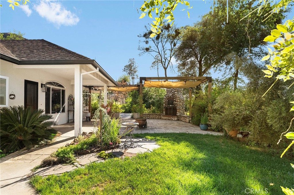 2262 Honey Run Road Chico, CA 95928 - Photo 53 of 74 a front view of a house with garden