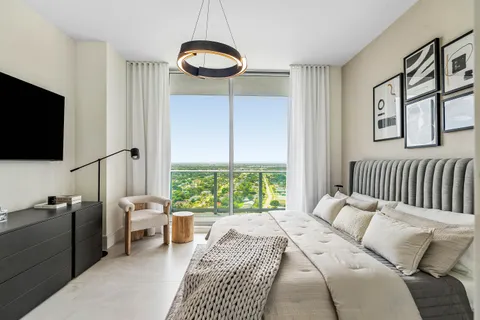 $2,895,000 | 220 Lake Shore Drive, Unit 2123, Lake Park, FL 33403
