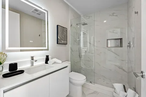 $2,895,000 | 220 Lake Shore Drive, Unit 2123, Lake Park, FL 33403