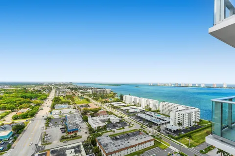 $2,895,000 | 220 Lake Shore Drive, Unit 2123, Lake Park, FL 33403