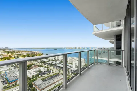 $2,895,000 | 220 Lake Shore Drive, Unit 2123, Lake Park, FL 33403