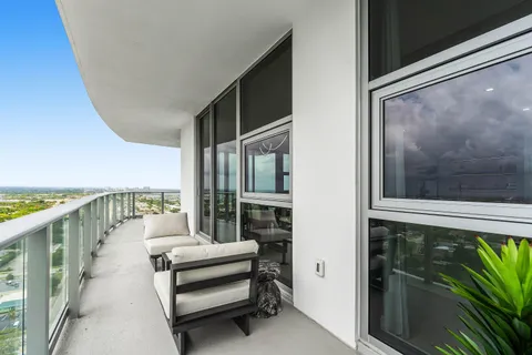 $2,895,000 | 220 Lake Shore Drive, Unit 2123, Lake Park, FL 33403