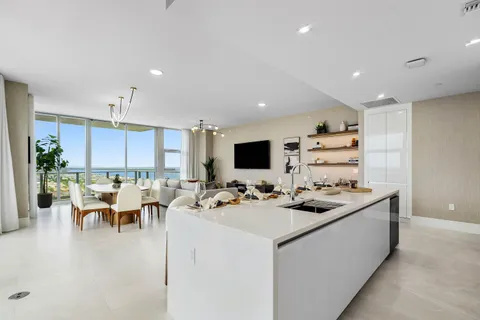 $2,895,000 | 220 Lake Shore Drive, Unit 2123, Lake Park, FL 33403