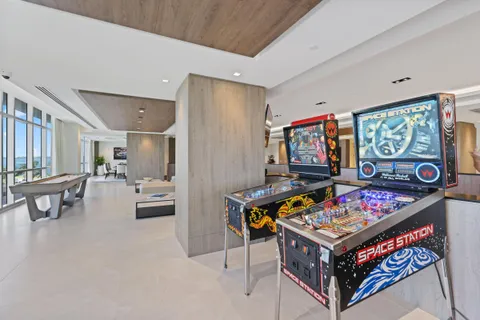 $2,895,000 | 220 Lake Shore Drive, Unit 2123, Lake Park, FL 33403