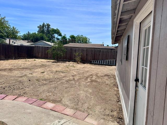 2012 Robertson Road Modesto, CA 95351 - Photo 31 of 35 Gallery Image 31